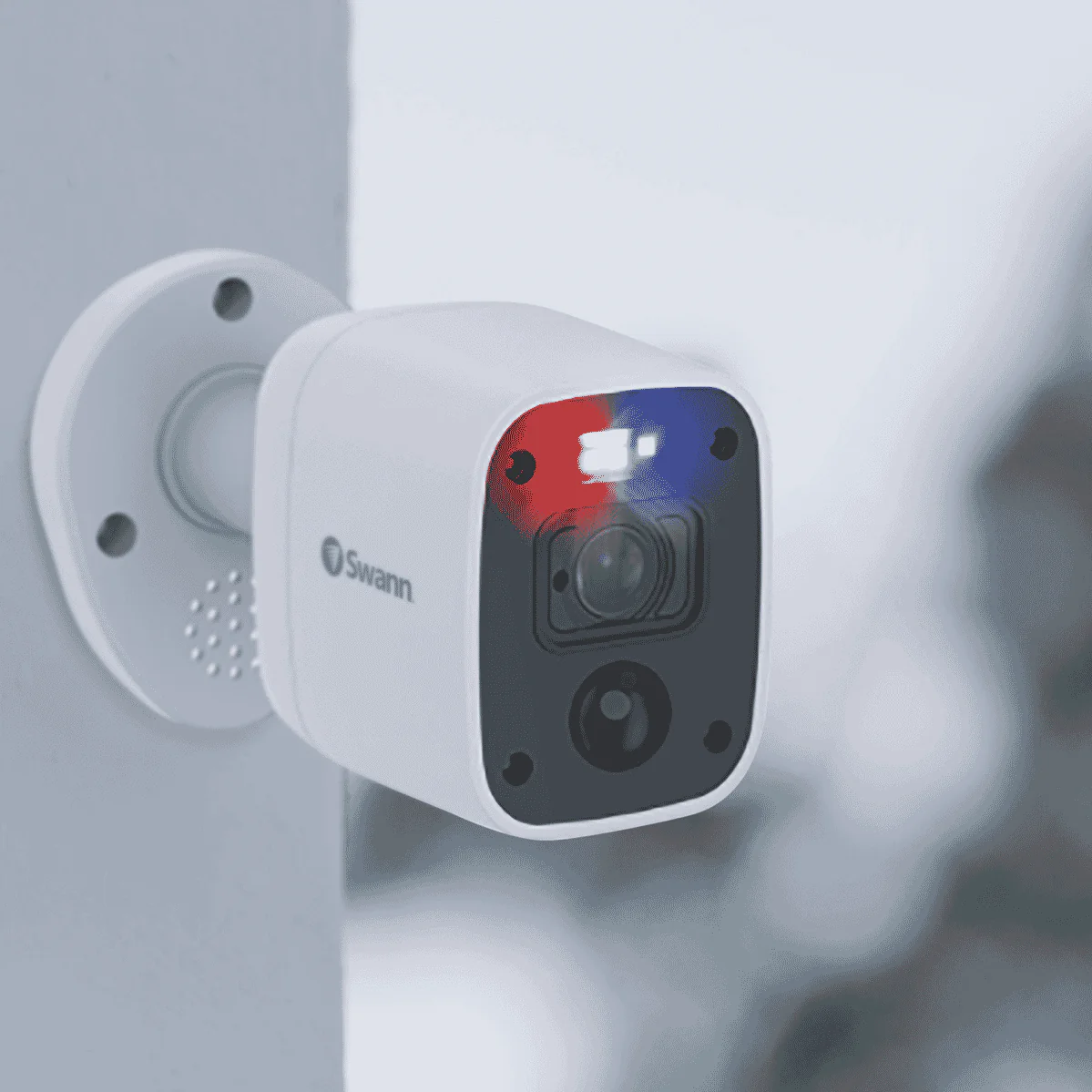 Swann 6 Camera 2TB 4K DVR Enforcer Camera Kit - Image 10